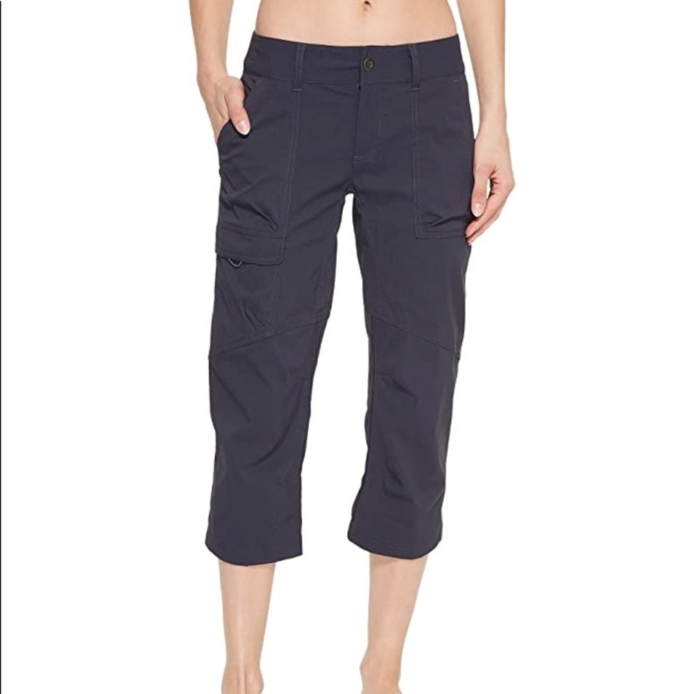 Columbia Women's Dark Grey Capris